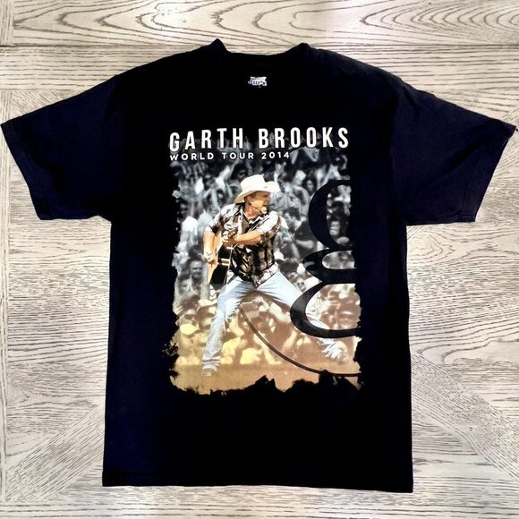 Garth Brooks Black Concert‎ World Tour 2014 Country Music T Shirt - Size M - Picture 1 of 8
